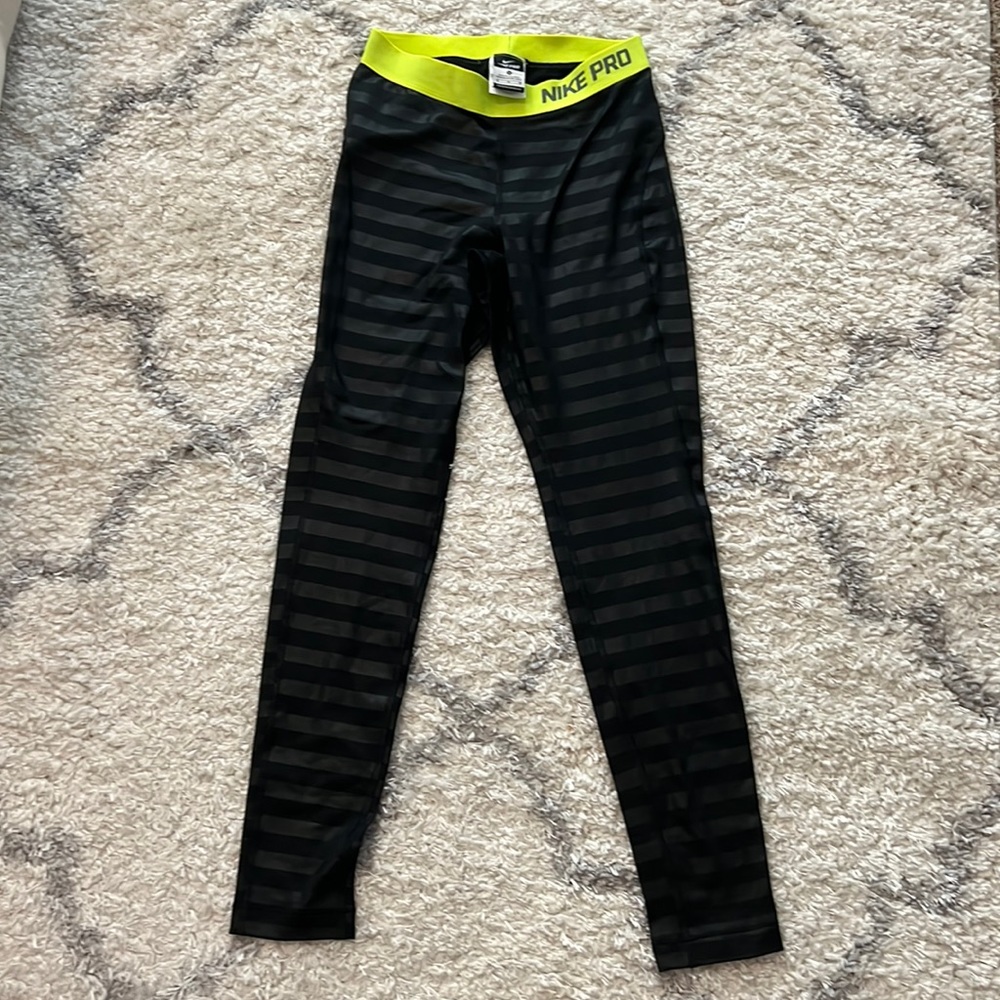 Nike women’s size medium leggings